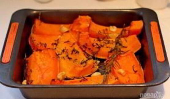 суп-пюре из тыквы с фрикадельками