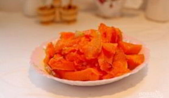 суп-пюре из тыквы с фрикадельками