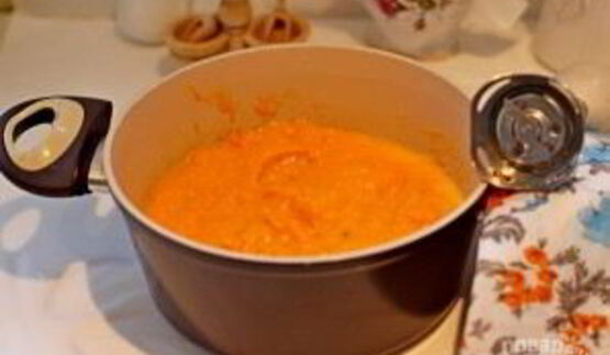 суп-пюре из тыквы с фрикадельками