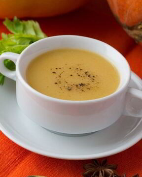 Суп-пюре из тыквы с помидорами