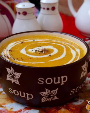 Суп-пюре из тыквы с сельдереем