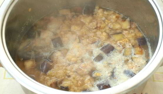 суп-пюре с баклажанами и чечевицей