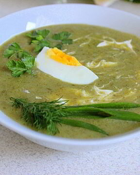 Суп-пюре со щавелем и шпинатом