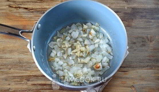 свекольный суп-пюре с брынзой