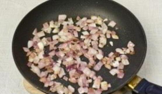 вегетарианский суп-пюре из чечевицы