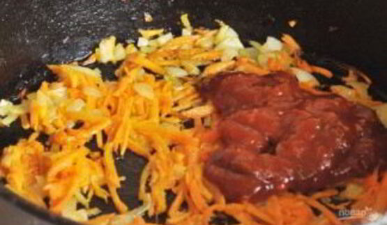 суп с колбасками