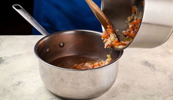 суп с красной чечевицей и беконом