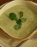 Суп с миндалем и стручковой фасолью