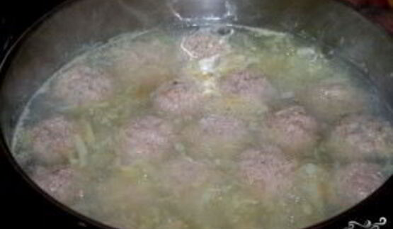 суп с нутом и фрикадельками