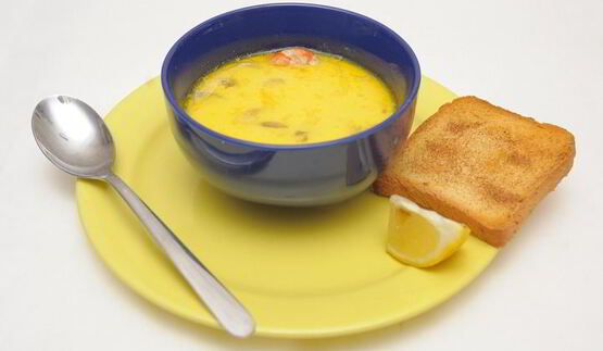 легкий сырно-креветочный суп