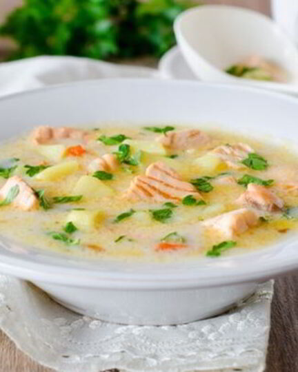 Рецепт легкого сырного супа с лососем