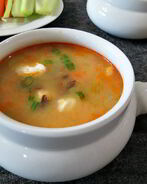 Сырный суп с копченой курицей