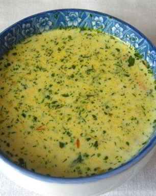 Сырный суп с копчеными ребрышками