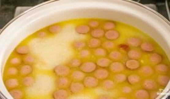 сырный суп с сосиской
