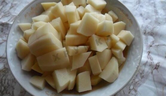 рыбный суп уха из леща