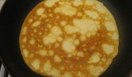 блины на кислом молоке толстые