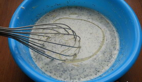 маковые блины с цедрой лимона