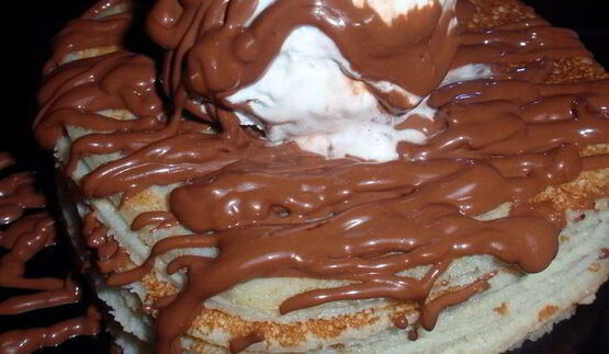 манные блины с шоколадом к масленице