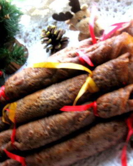 Рецепт праздничных шоколадных блинчиков с творогом