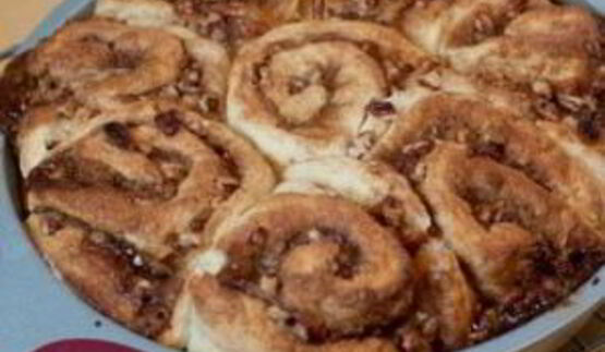 булочки с корицей и орехами