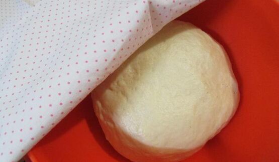 итальянские булочки с томатами и сыром