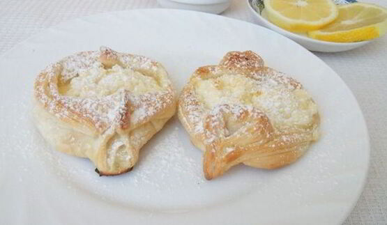 лимонные ватрушки на слоеном тесте