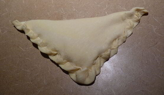 слоеные булочки с миндальной начинкой