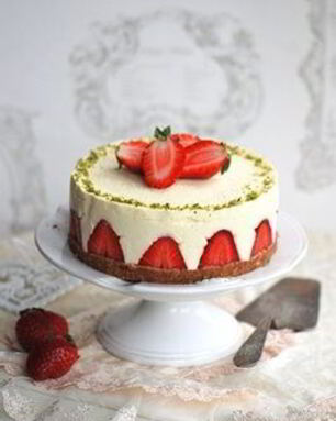 Чизкейк с клубникой