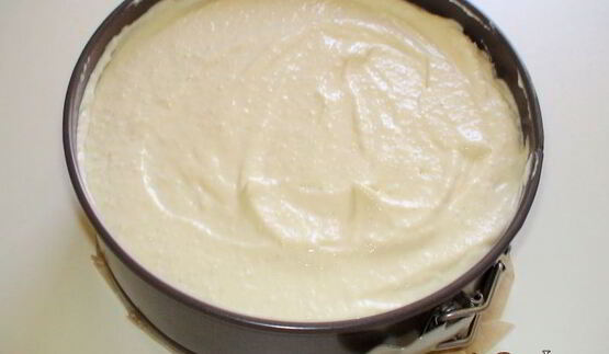 ванильный чизкейк с вишневым соусом