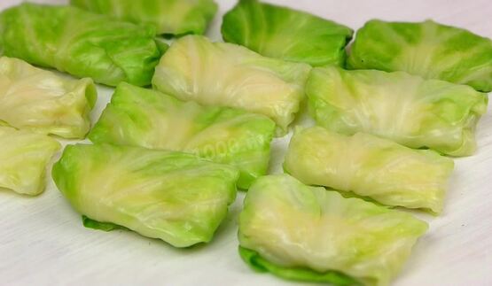 капустные конвертики с сыром
