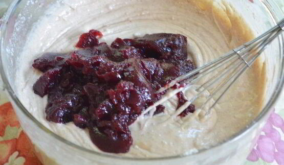 ежевичный джемовый кекс