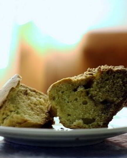 Рецепт кекса с бразильским орехом, вареньем и шоколадом