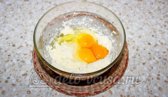 кекс с черной смородиной