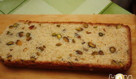 кекс с фисташками и апельсиновым джемом