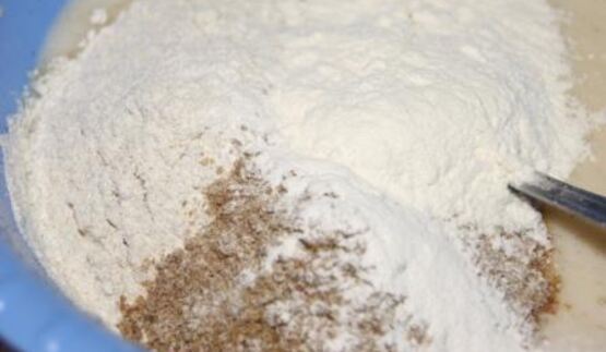 кекс с яблоком на основе трех видов муки