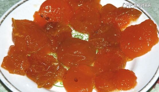 саварен — французская ромовая баба из дрожжевого теста