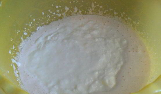 шоколадно-творожные кексы с брусникой