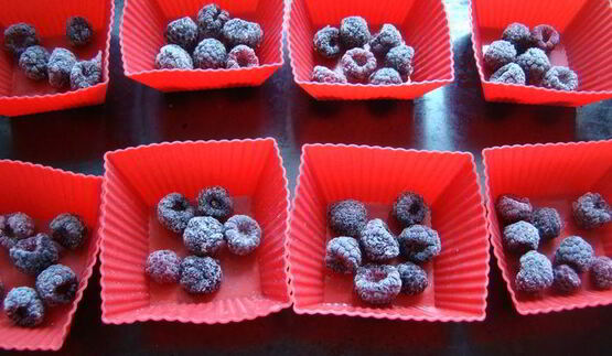 шоколадные кексы с ежевикой