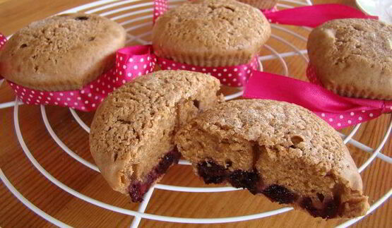 шоколадные кексы с ежевикой