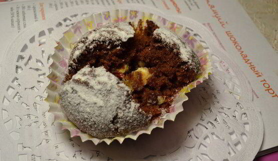 шоколадные кексы с начинкой из белого шоколада