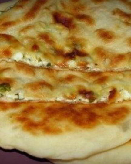 Рецепт быстрых хачапури с творогом и сыром