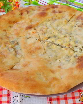 Хачапури с адыгейским сыром