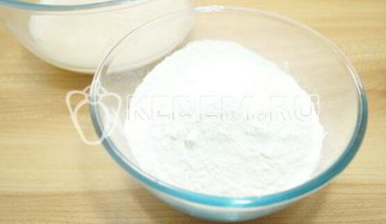 хачапури с брынзой и яйцом