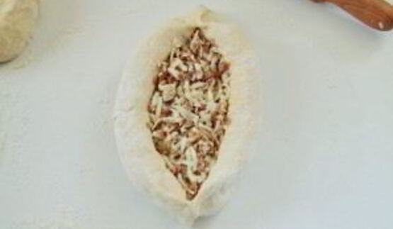 хачапури с тунцом