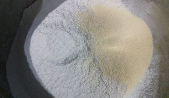 белый хлеб с камамбером