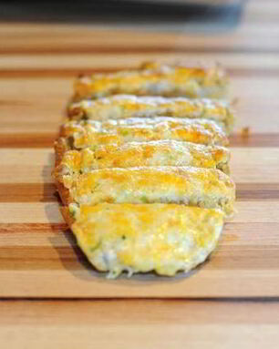 Чесночно-сырный хлеб