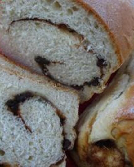 Рецепт хлеба с изюмом и корицей