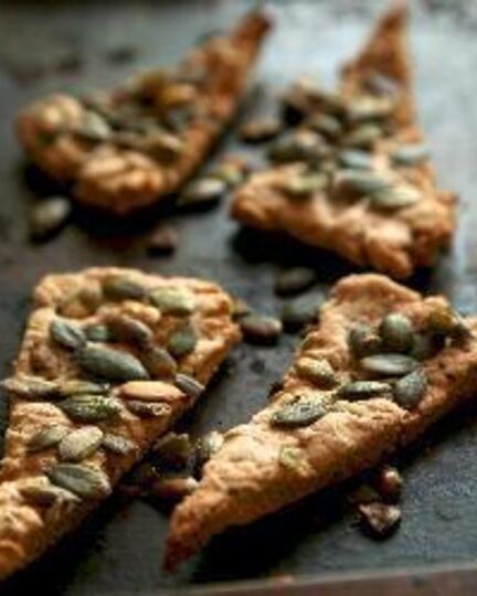 Рецепт хлебцев с тыквенными семечками