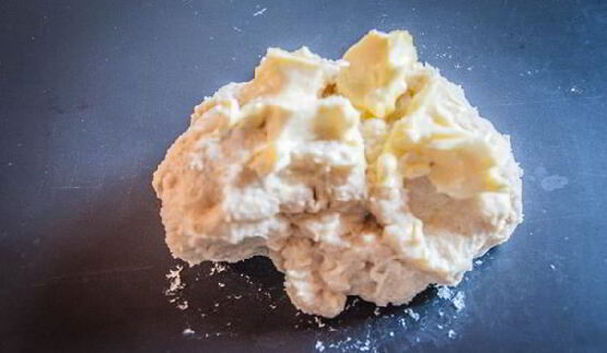 сладкий хлеб на сыворотке с молочным шоколадом