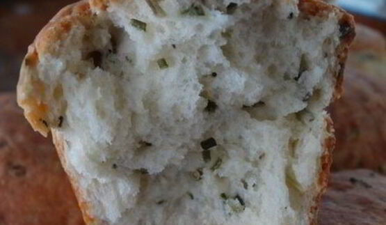 сметанный хлебушек с зелёным луком